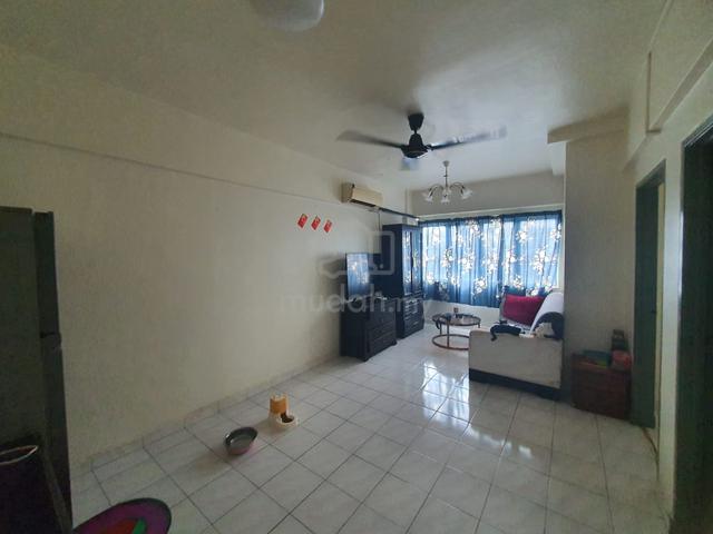 Meranti Apartment (Subang Mewah) 1