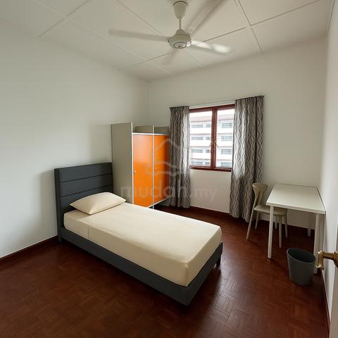 Bilik Single Fully Furnished ❄️ Aircond 📶 WiFi - Teres IOI LRT 🚆 1