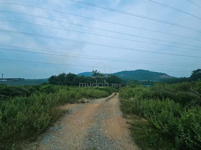 Kuala Kangsar / Agricultural Land For Sale / FREEHOLD / 4.98 Acres 1