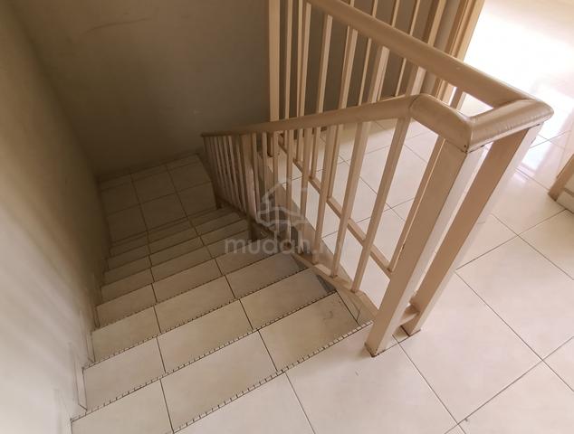 5 BEDROOMS, Double Storey Terrace House ~ Hospital Besar Melaka 1