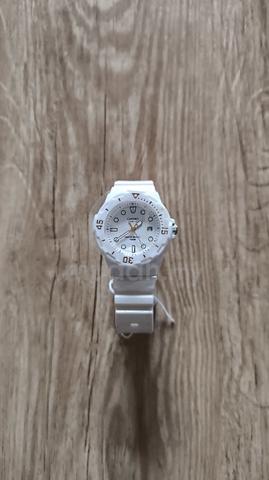 Casio Mini Diver Watch - photo 2 of 4