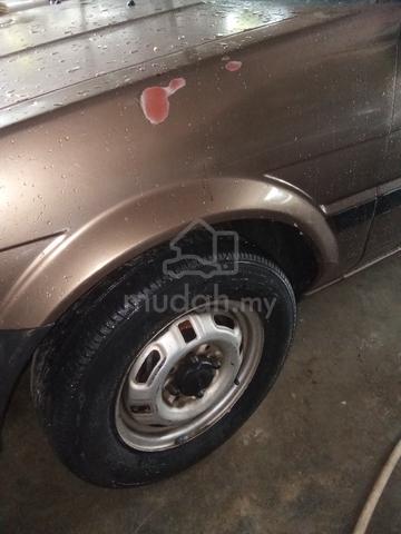 Toyota Corolla KE70 1.3 LE Wagon Manual – Rare Cla - 3