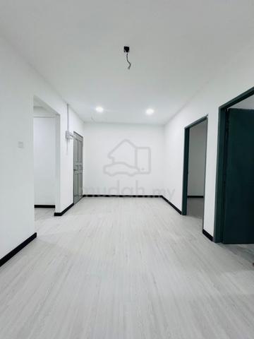 Rumah Pangsa Akasia 5
