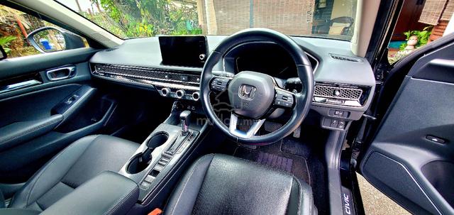 Sep 2023 Honda CIVIC 1.5 V Turbo MY22 FE (A) - 3