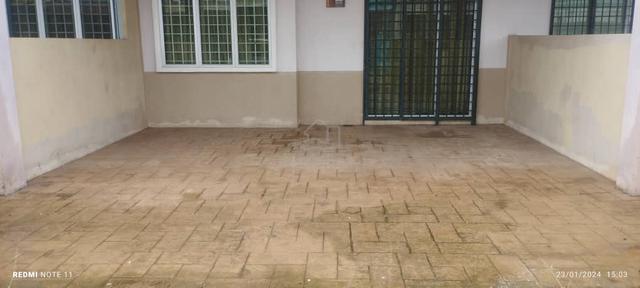 Rumah Sewa Gong Badak 1