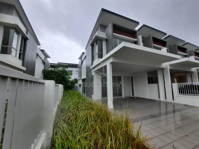 [2099 SF] 2 Sty END LOT ,Acacia Park ,Bandar Tasik Puteri ,Rawang 1