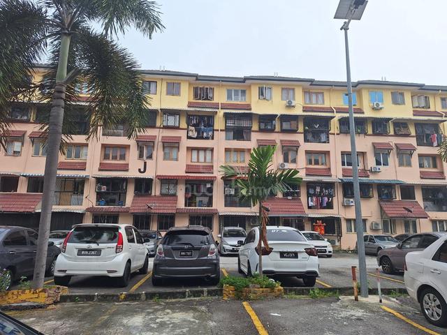 Dahlia Apartment (Ampang) 1
