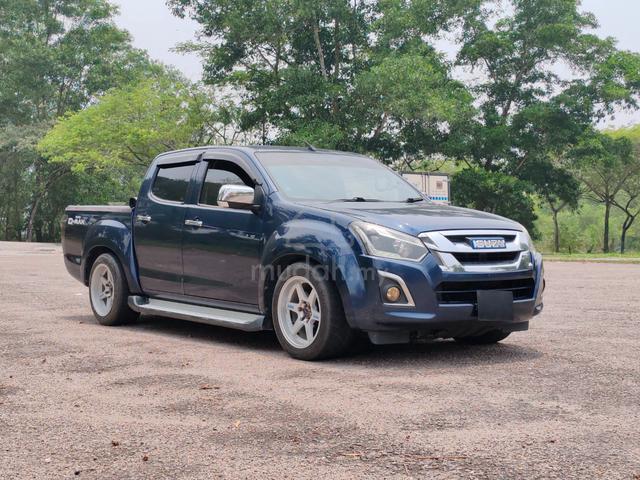 2017 Isuzu D-MAX 2.5 MANUAL 4X2 LOWER EDITION - 1