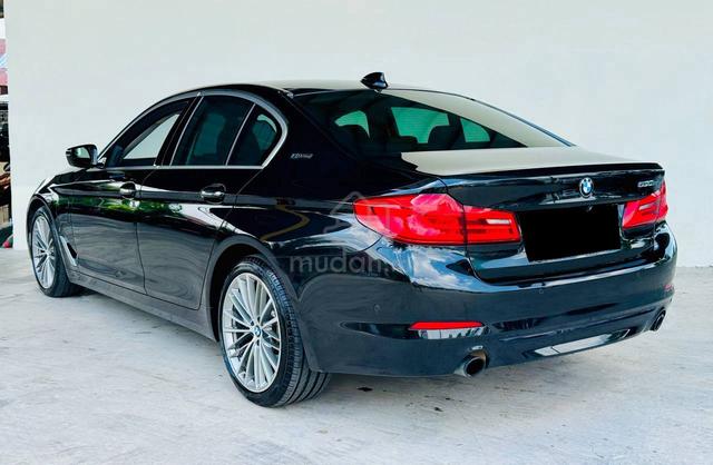 Bmw G30 530e M-Sport 2.0 Turbo F/S Record Fulloan - 2