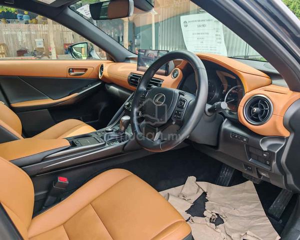 BROWN INTERIOR 2022 Lexus IS300 2.0 LUXURY EDITION - 2
