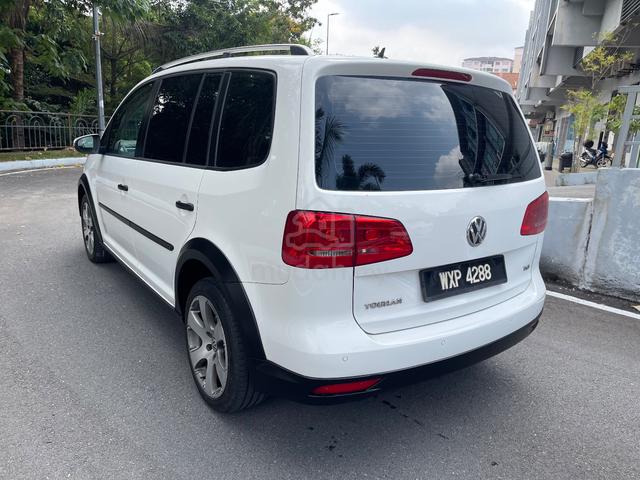 2012 Volkswagen TOURAN 1.4 (A)LOAN/CASH - 3