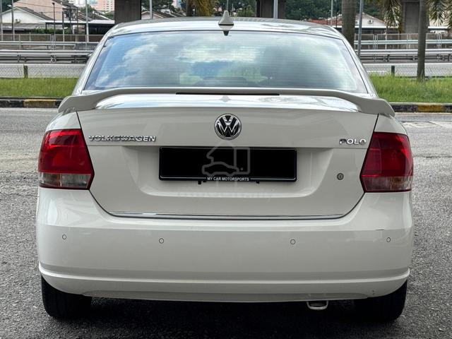 2016 Volkswagen POLO 1.6 FL (A) BODYKIT LEATHER - 4