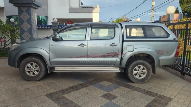 2013 Toyota HILUX 2.5 G VNT FACELIFT (A) - 2