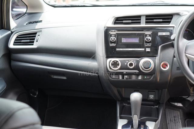 2018 Honda JAZZ 1.5 CONVERT FIT RS GK5 FACELIFT - 4