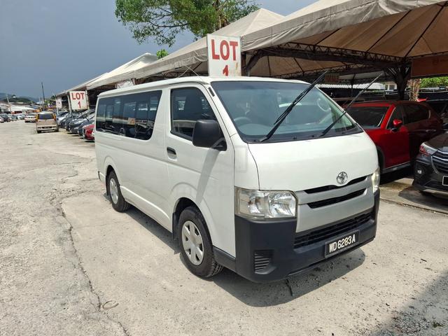 2017 Toyota HIACE 2.5 KDH200R ENHANCED (M) - 3