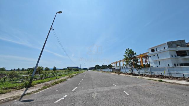 Demak Laut Industrial Land Detached Lot For Sale Sejingkat 1