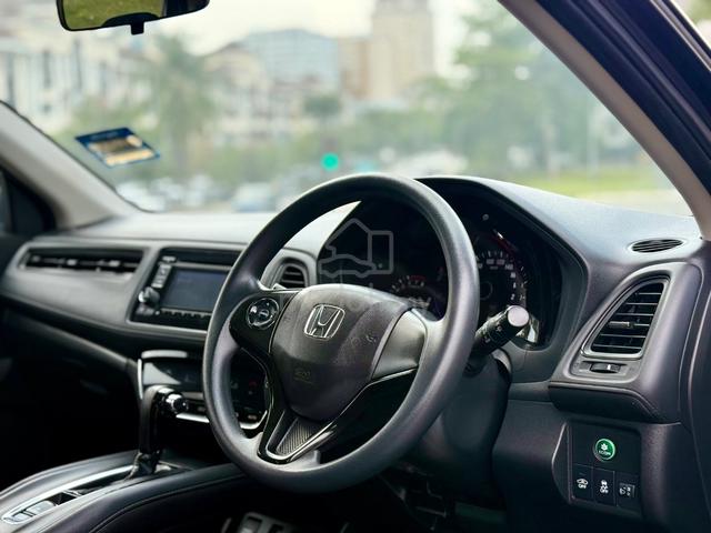 Honda HR-V 1.8 E 1Owner Original millage 2017 - 5