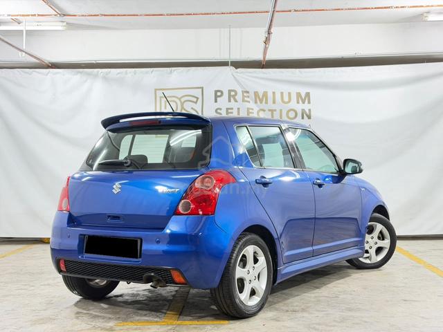 2011 Suzuki SWIFT 1.5 GLX FACELIFT SERVICE BOOK - 3