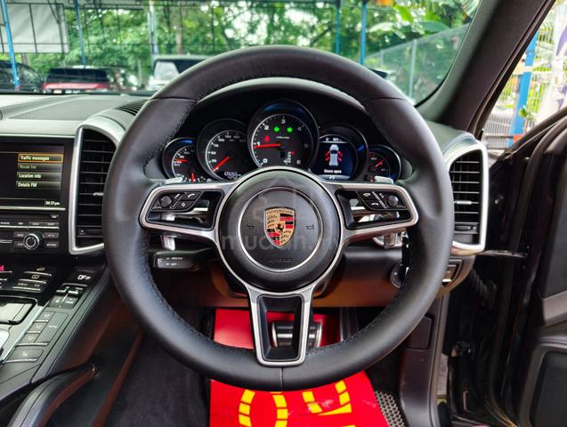 Porsche CAYENNE 3.0 F/LIFT P/ROOF BOSE AIRSUS WRTY - 4