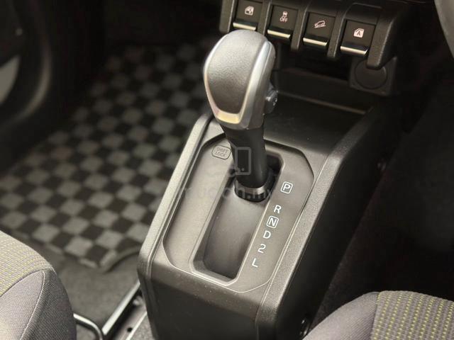 2023 SUZUKi JIMNY - 4