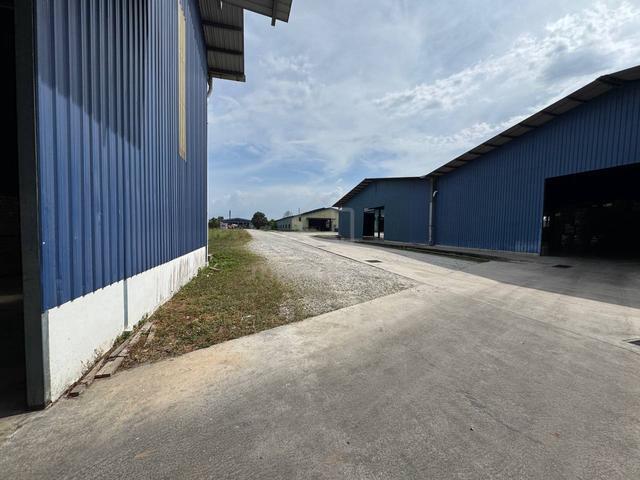 Detached Warehouse Factory At Padang Meha Kulim 5