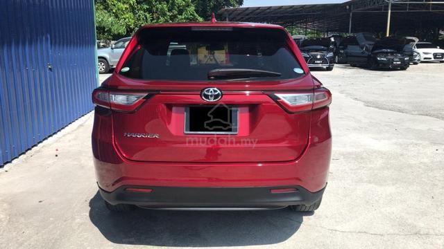 2018 Toyota HARRIER 2.0 LUXURY (loan kedai) - 3