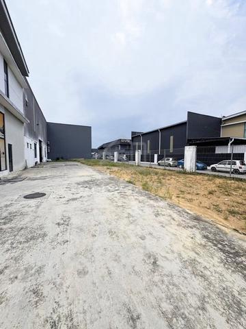 Setia Business Park 2 Cluster Factory Corner Sale, Dato Onn, Austin 1
