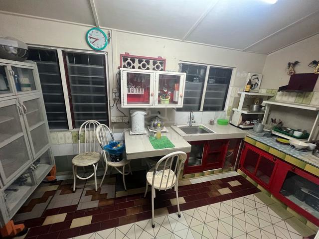 Desa jaya kepong, below market, good location, many units on hand 3