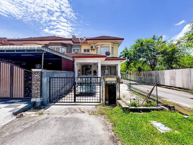 (END LOT) Double Storey Terrace Bandar Seri Ehsan, Banting 1