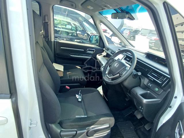 FULLoan STEPWAGON SPADA WAKU PAKU DOOR 2021 UNREG - 2