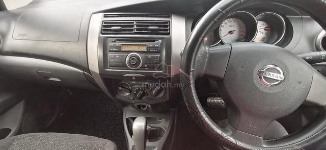 2013 Nissan GRAND LIVINA 1.6 IMPUL MC FACELIFT (A) - 2