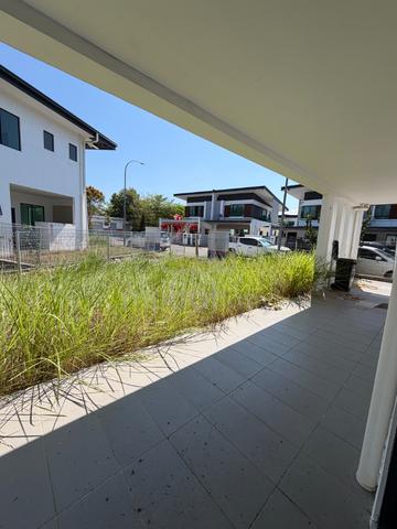 FOR SALE | Park Residence Corner Lot 1