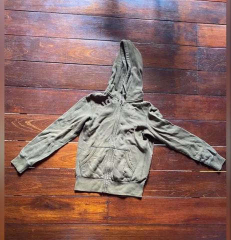 uniqlo hoodie - Clothes for sale in 