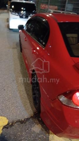 2007 Honda CIVIC 1.8 i-VTEC (A) - 4