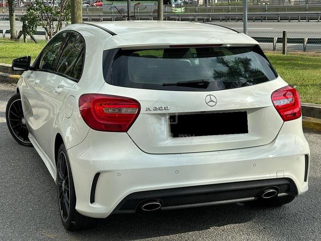 2015 MERCEDES BENZ A200 1.6 AMG LINE w176 - 2