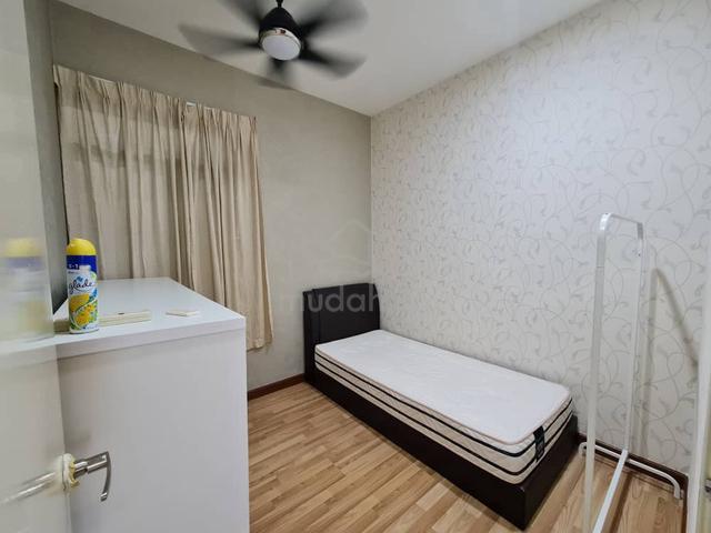 Damai Hillpark Block B, small bedroom for rent, fully furnished 1
