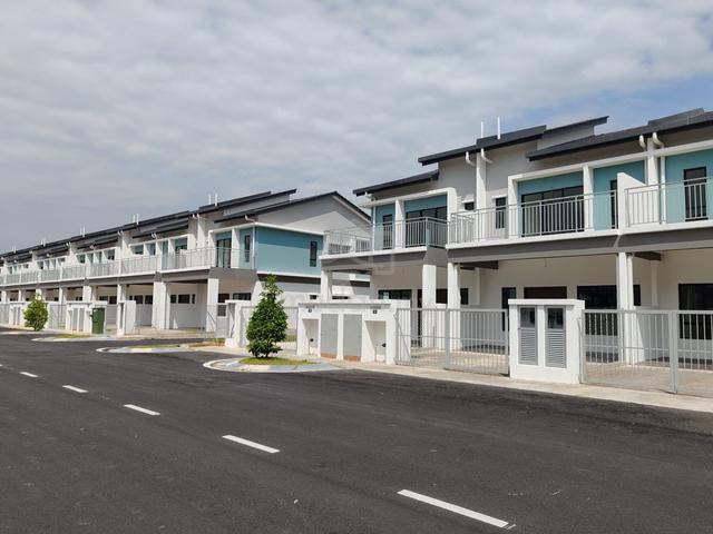 Freehold Salak Tinggi Sepang Double Storey Kota Warisan 1