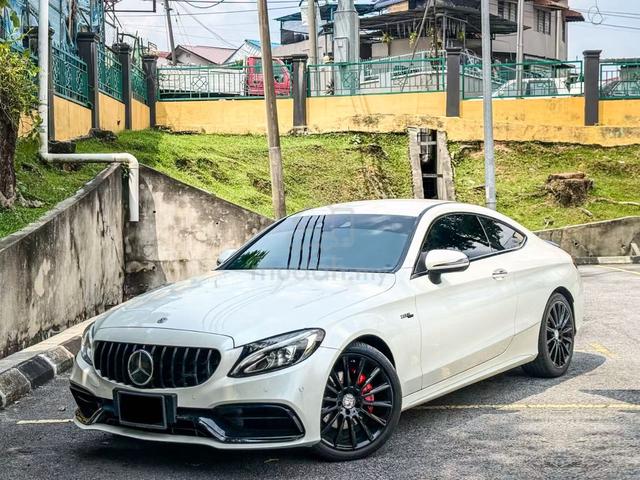 Mercedes Benz C180 1.6 AMG Coupe Convert C63 B/Kit - 1