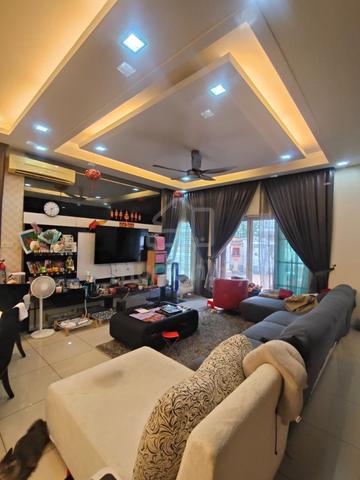 3 Storey Terrace House / Corner / Bina Park / Seri Alam / Renovated 1