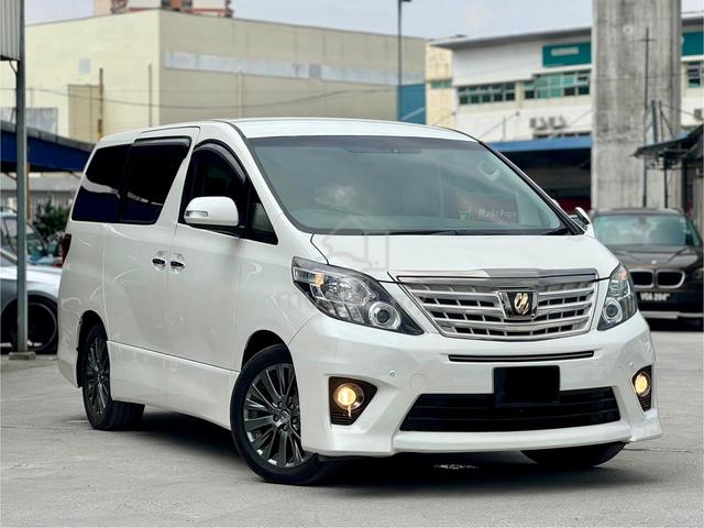 2014 2017 Toyota ALPHARD 2.4 240S TYPE GOLD P/BOOT - 1