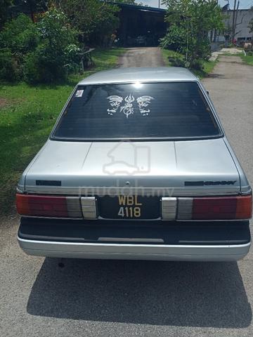 Nissan Sunny 130Y B11 - 3