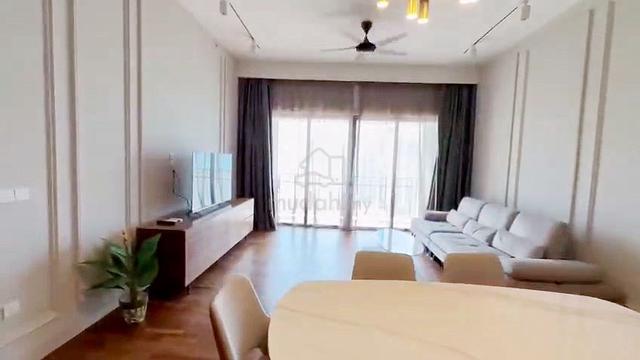 Straits Residences @ Seri Tanjung Pinang 1