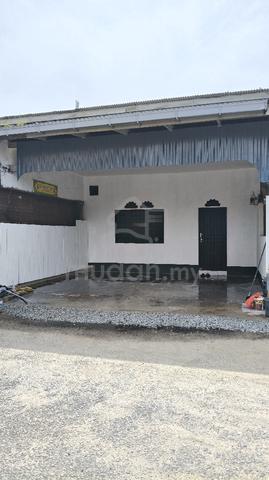 Rumah untuk disewa Kampung Padang Leban,Bukit Payung 1