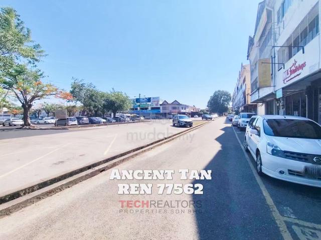 FOR RENT|1st Floor Shop Lot Taman Petani Jaya 1