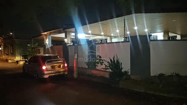 Taman Halia Terrace House (Corner Unit) 1