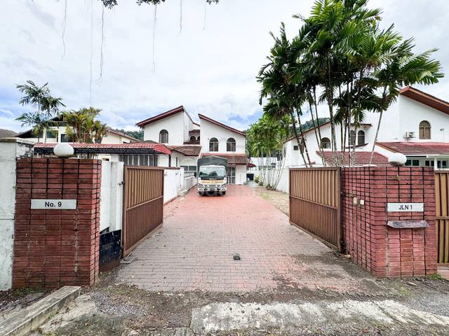 GOOD DEAL, 2.5 Storey Bungalow Taman Tun Abdul Razak, Ampang, Selangor 1