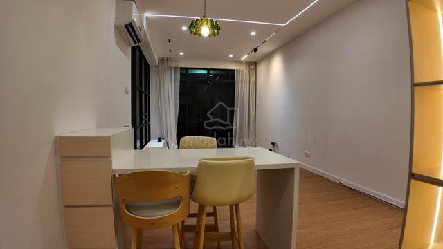 The Quartz Residence 1