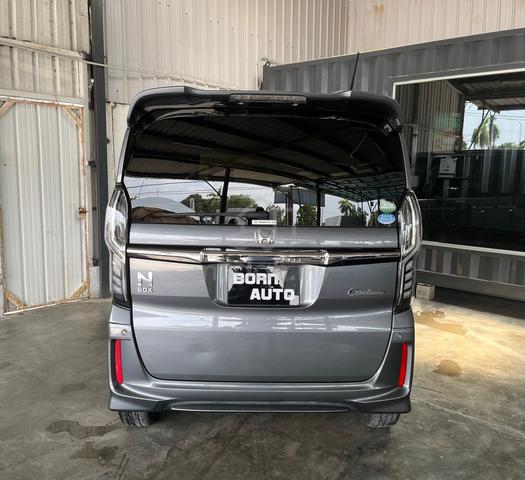 Honda N BOX CUSTOM G (A) Low mileage - 4