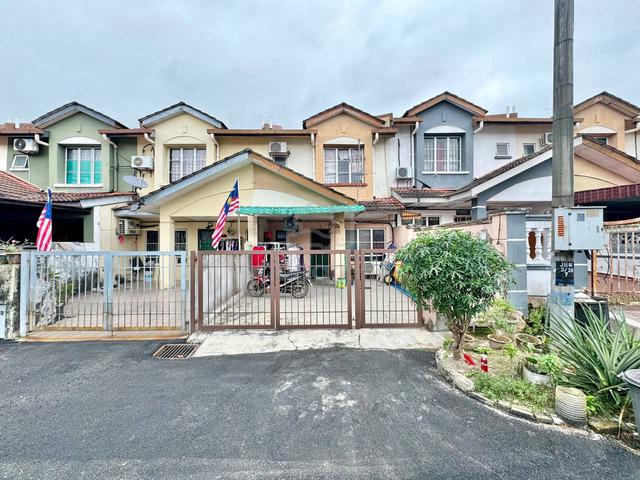 Double Storey Terrace Bandar Bukit Mahkota Seksyen 2 Bangi 1
