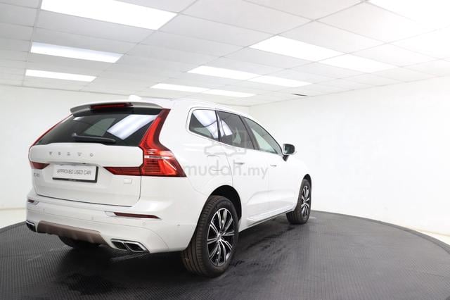 2021 Volvo XC60 Recharge T8 Inscription Plus - 3